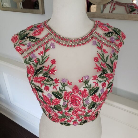 NEW Ellie Wilde Sheer Beaded Embroidered Sparkly Floral Sleeveless Crop Top SM - Picture 9 of 12